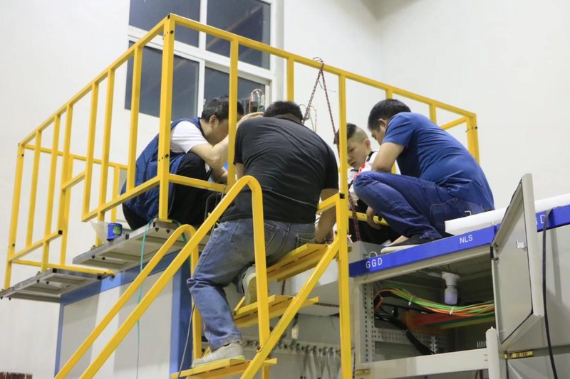 升降炉调试现场